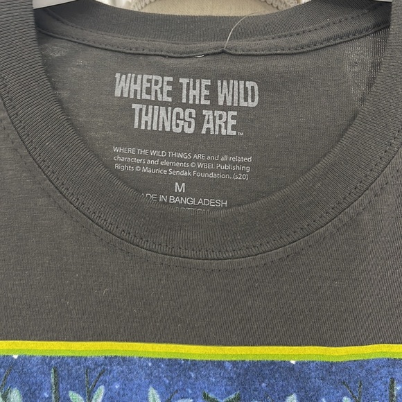 NWOT "Where the Wild Things Arel Gray/Blue/White Short Sleeve Tee Short - Picture 2 of 4
